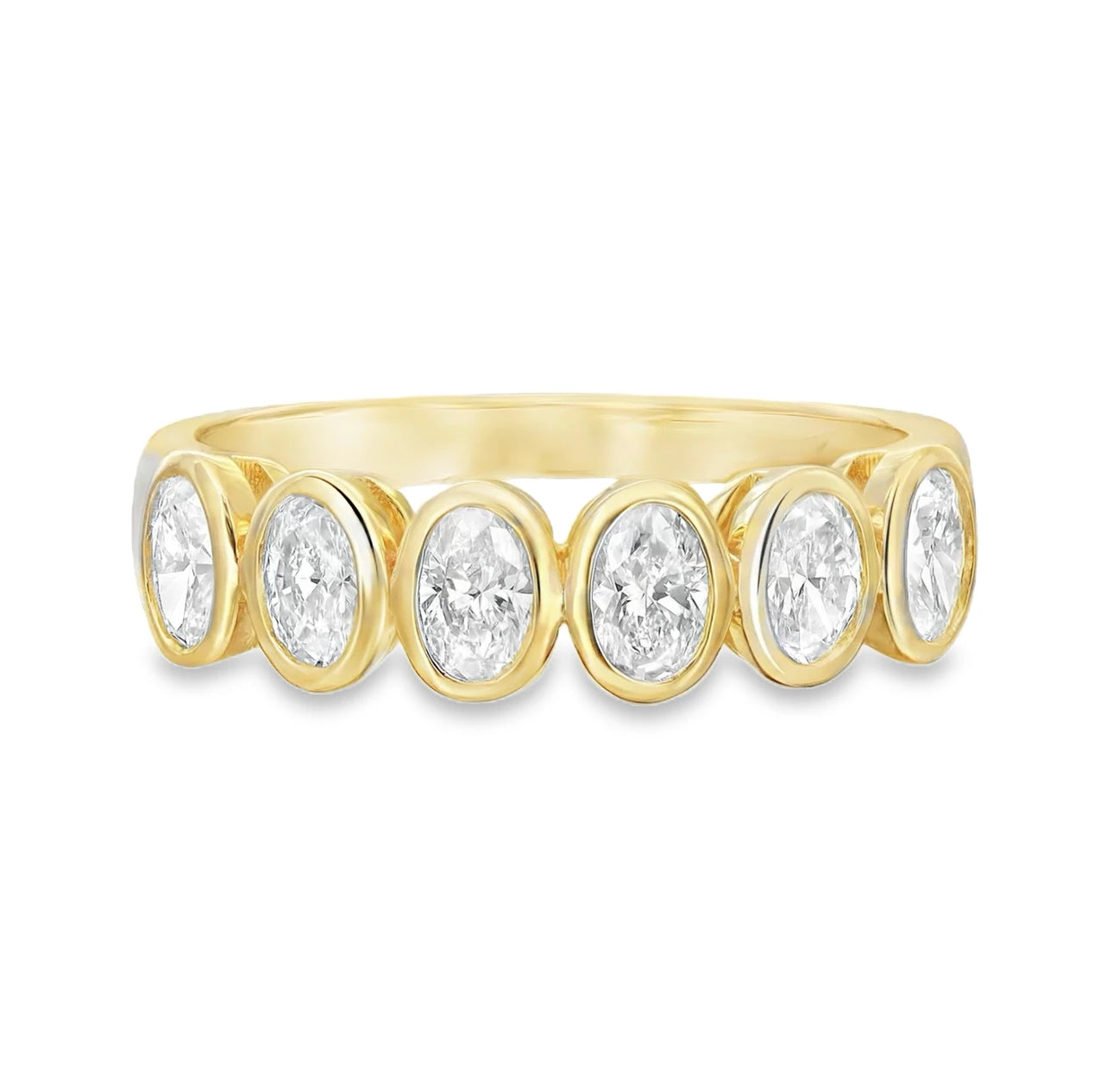 18K Oval Shaped Bezel Set Diamond Ring